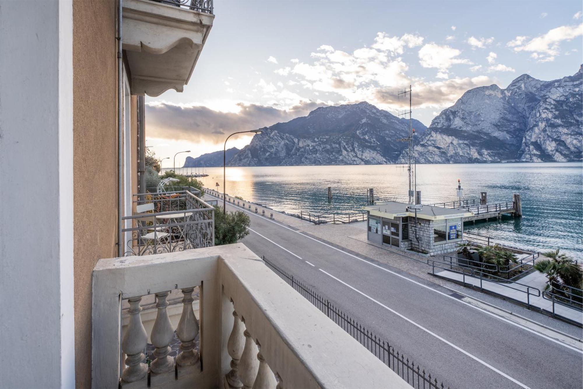Lake Sensation - Garda Lake View Torbole Sul Garda Exteriér fotografie